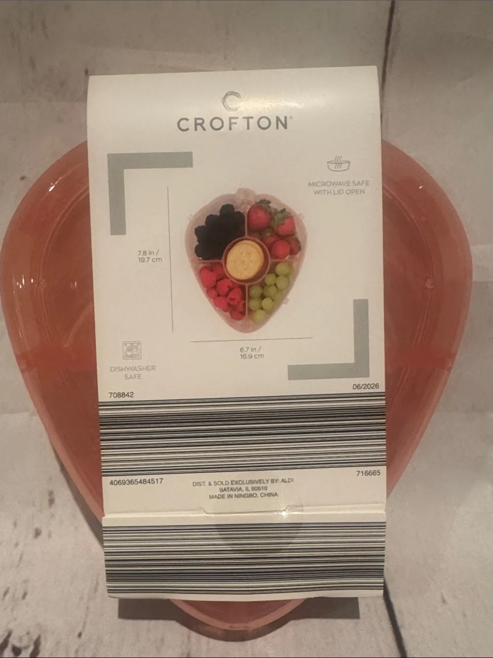 NWT Crofton snackle box
